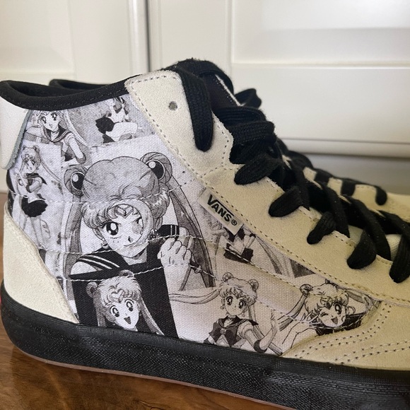 Vans The Lizzie Pretty Guardian Sailor Moon - Picture 8 of 16